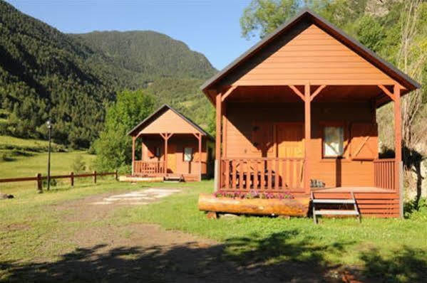 Camping La Torre Espot Exterior photo
